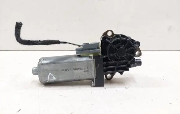 Mercedes-Benz R W251 Seat adjustment motor 0390203002 820418984