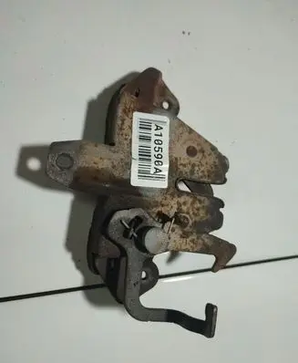 Mitsubishi Colt Engine bonnet/hood lock/catch