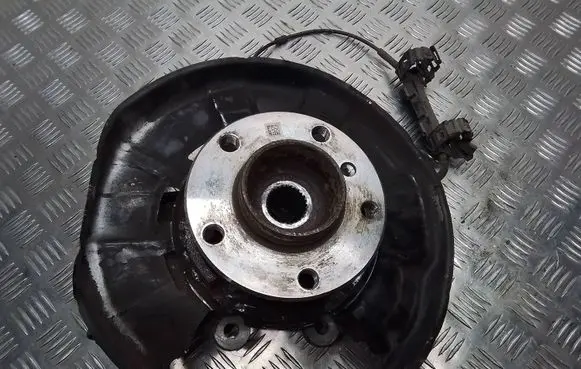 BMW 1 F20 F21 Rear wheel hub 2002126