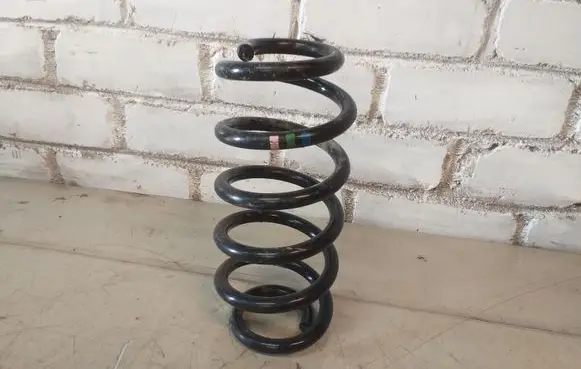 Audi A4 S4 B7 8E 8H Front coil spring