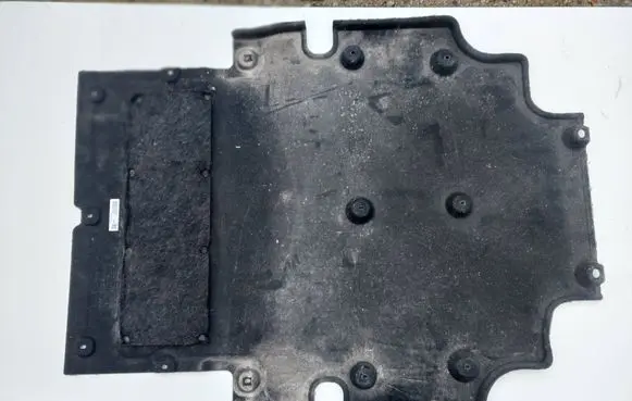 Audi A6 S6 C8 4K Engine splash shield/under tray 4K0863821H