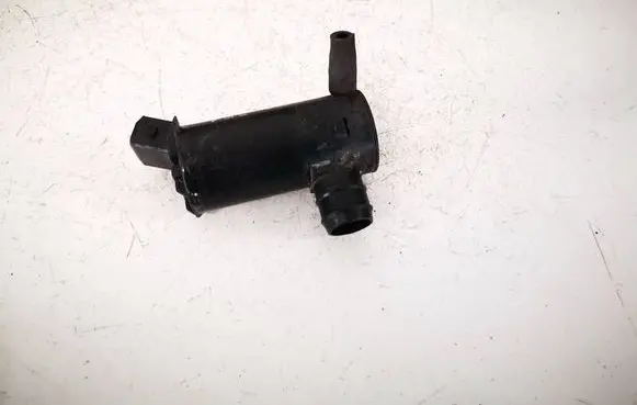 Volvo S80 Windscreen/windshield washer pump 9169611