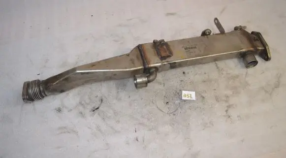 Mercedes-Benz ML W163 EGR valve cooler A6281410179