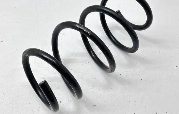 Toyota Highlander XU70 Front coil spring 