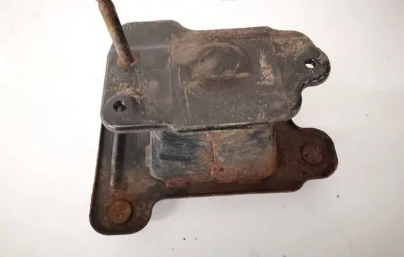 KIA Optima Rear bumper mounting bracket 