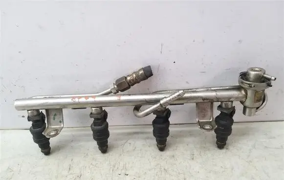 Audi A4 S4 B5 8D Fuel main line pipe 058133681