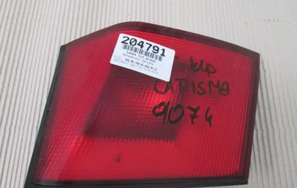Mitsubishi Carisma Rear/tail lights