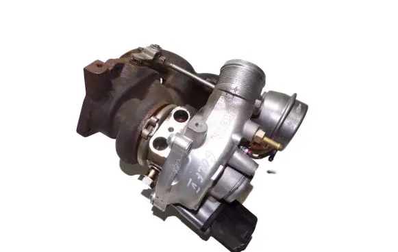 Volkswagen Golf V Turbo 03C145701K 53041015284 03C145710D