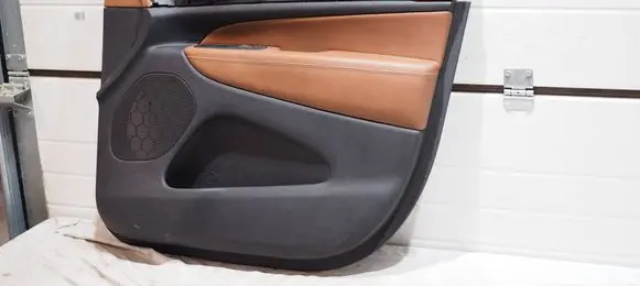 Jeep Grand Cherokee Front door card panel trim 1GR98TRM 1GG24TRM 1GS68TRM