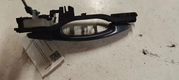 Opel Zafira B Rear door exterior handle