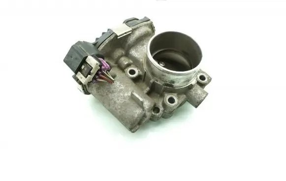 Opel Meriva B Throttle body valve 55562270