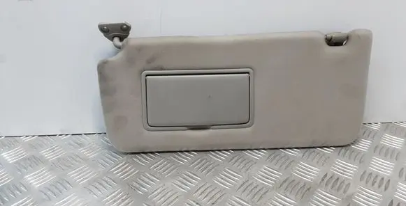 Nissan Patrol Y61 Sun visor