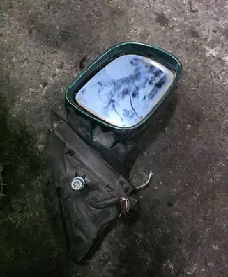 Audi A4 S4 B5 8D Front door electric wing mirror E1010481