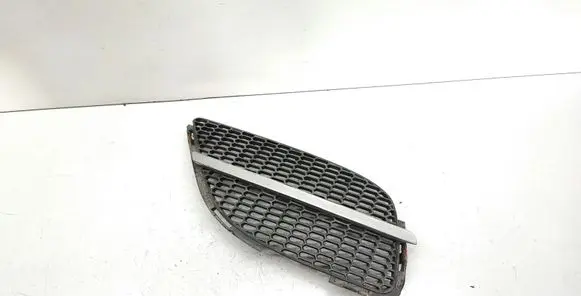 Nissan Almera N16 Front bumper lower grill 62320BN700