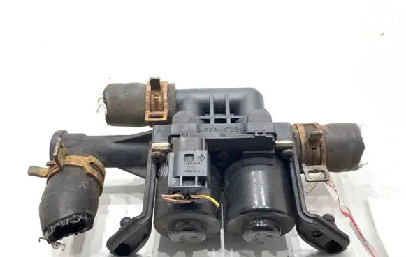 BMW 5 F10 F11 Coolant heater control valve 9310349