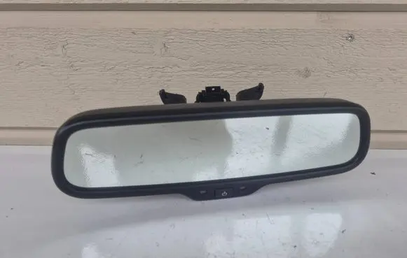 Rear view mirror (interior)