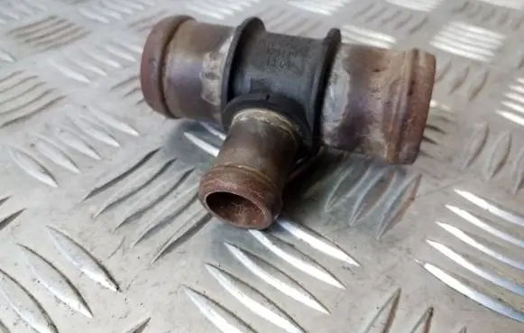 Volkswagen Sharan Engine coolant pipe/hose 323220