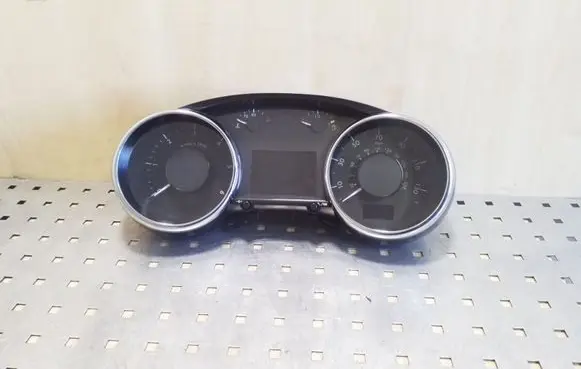 Peugeot 3008 I Speedometer (instrument cluster) 9676464680 9674982480