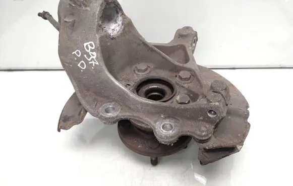 Volvo V40 Front wheel hub spindle knuckle 31387651 31406754 31317209
