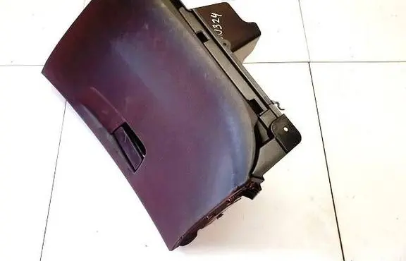 Citroen C4 II Picasso Glove box 96778423zd