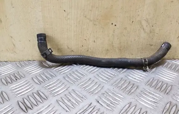 KIA Sorento Engine coolant pipe/hose