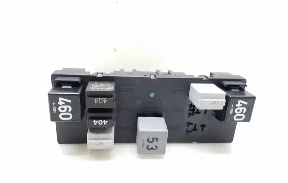 Volkswagen PASSAT B6 Fuse module 3C0937049D