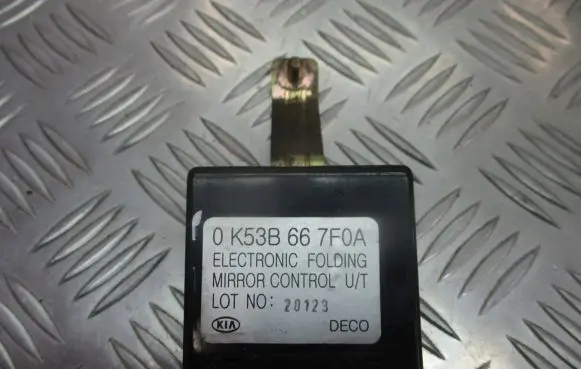 KIA Carnival Other devices 0K53B667F0A