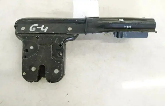 Audi TT Mk1 Tailgate/trunk/boot lock/catch/latch 8N0827505E
