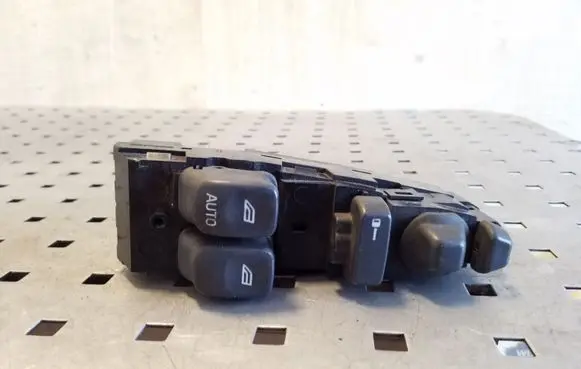 Volvo S40, V40 Electric window control switch 30889749