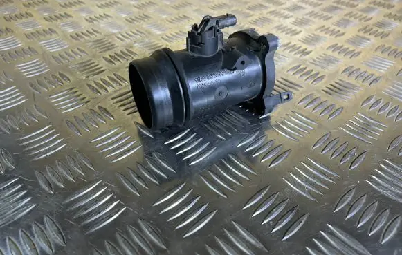BMW 4 F32 F33 Mass air flow meter 8519492 1161851949203 11884414