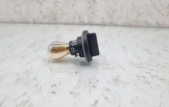 Audi A6 S6 C6 4F Headlight/headlamp bulb 15620101