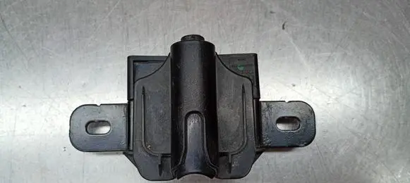 Volvo S60 Engine bonnet/hood lock/catch 31425975