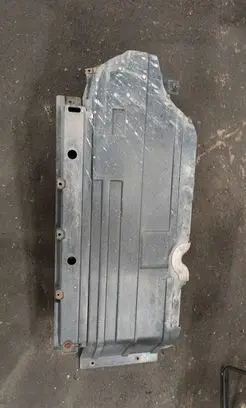BMW X5 E53 Fuel tank bottom protection 51718408767