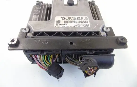 Seat Ibiza IV (6J,6P) Engine control unit/module 03C906027AE