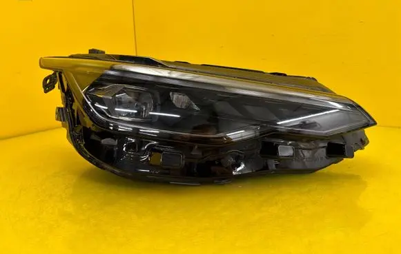 Volkswagen Golf VIII Headlight/headlamp 5H1941060T