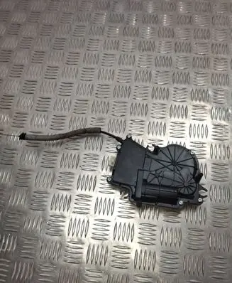 Loading door lock