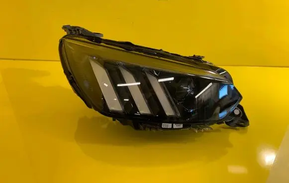 Peugeot 208 Headlight/headlamp 9841641980
