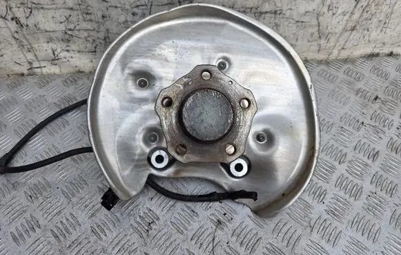 Audi A4 S4 B9 Rear wheel hub 8W0505459F 8W0615611