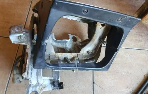 Mazda 323 F Headlight part WM3210P