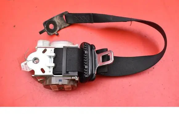 Jeep Grand Cherokee Front seatbelt 2426129