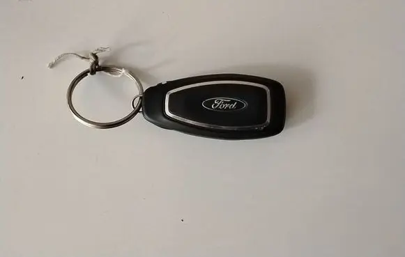 Ford Kuga II Ignition key/card 