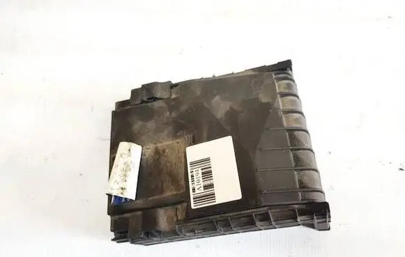 Audi A3 S3 8P Fuse box cover 1k0937132