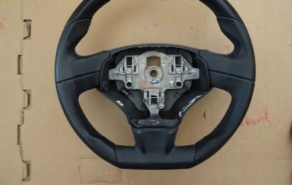 Citroen C3 Steering wheel 12447261299