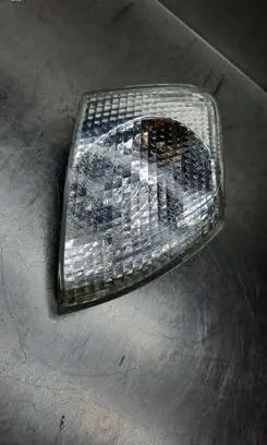 Front indicator light