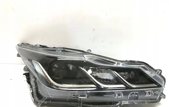 Toyota Corolla E210 E21 Headlight/headlamp L732X
