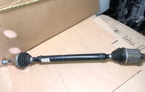 Volkswagen Tiguan Front driveshaft 5QN407272AB