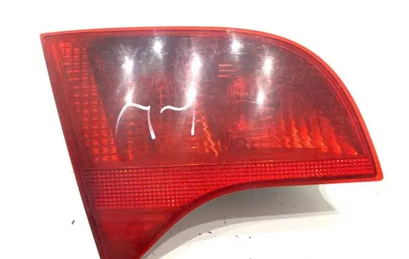 Audi A4 S4 B7 8E 8H Rear/tail lights 8E9945093