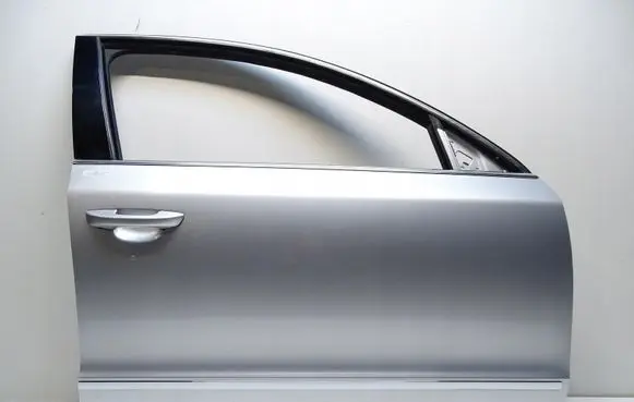 Skoda Superb B6 (3T) Front door LA7W