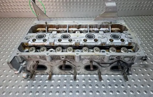 Volkswagen Tiguan Engine head S26372181 03C103358BA