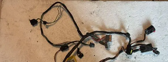 Chrysler Voyager Sliding door wiring loom 546AG P04869546AG AWR3307CV130